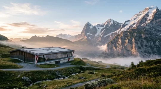 Infrastructure de datacenter sécurisé en Suisse avec les Alpes en arrière-plan